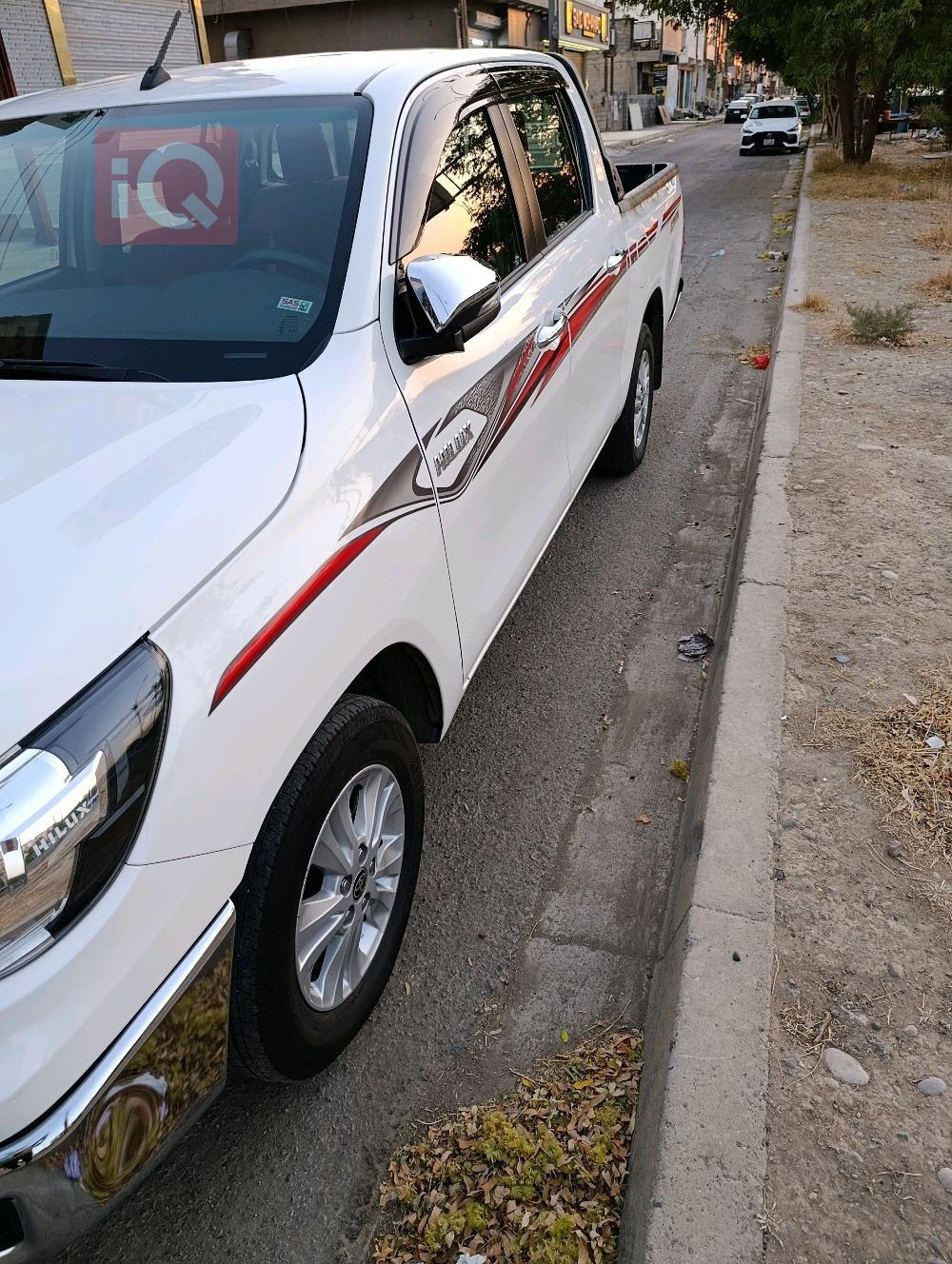 تويوتا هايلوكس